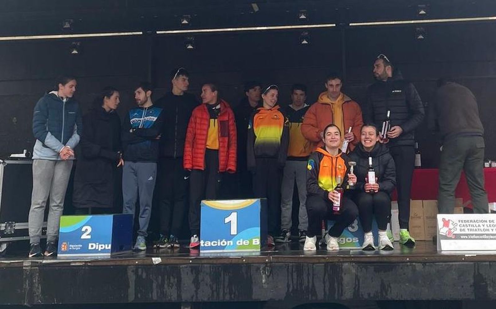 Victoria de la Escuela Triatlón Salmantina en el Autonómico de Relevos Mixtos