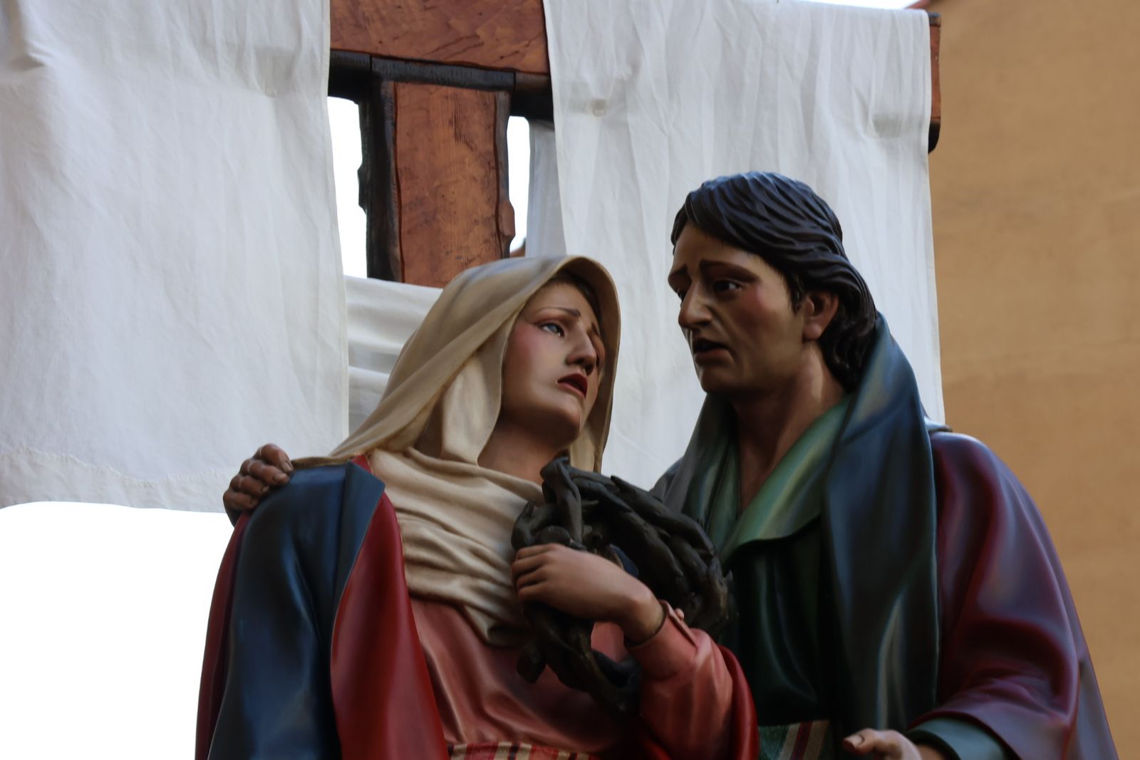 GALERÍA | Revive en imágenes la procesión del Santo Entierro