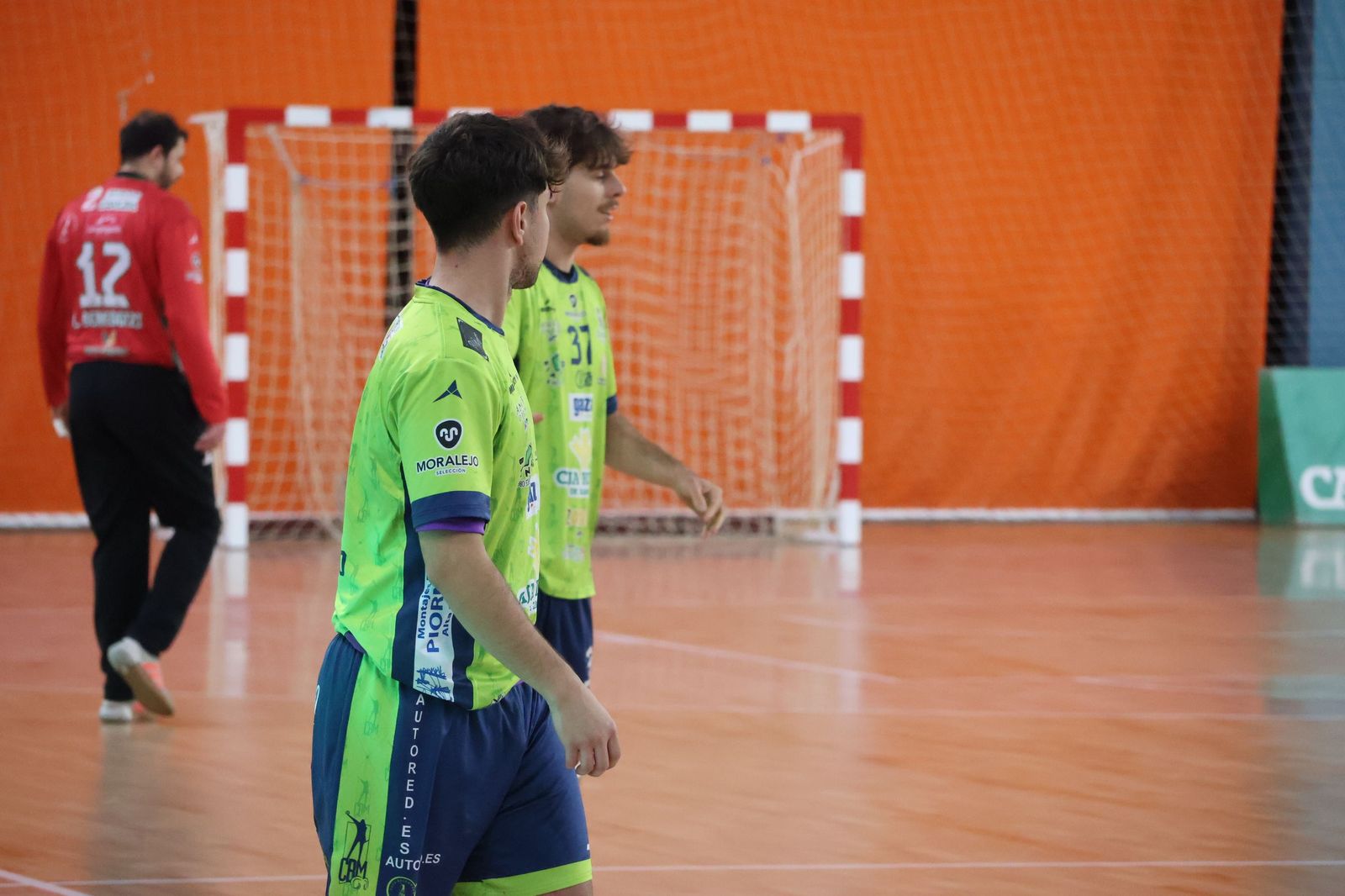 GALERÍA | El BM Zamora recibe en casa al Ciudad de Salamanca en un duelo muy ajustado