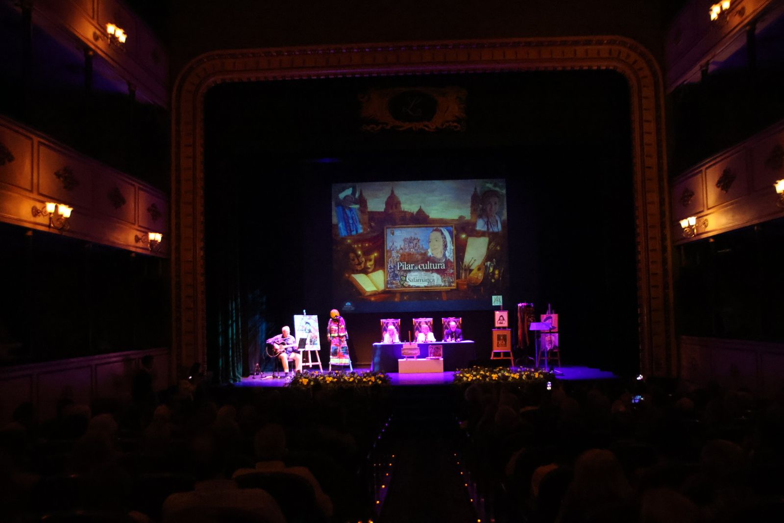 Salamanca rinde homenaje a Pilar Fernández Labrador