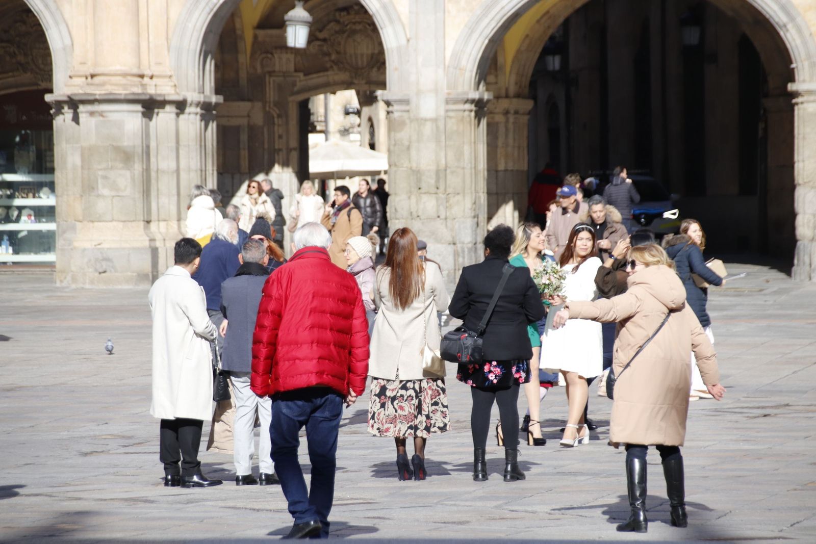Gente por las calles | Foto de archivo