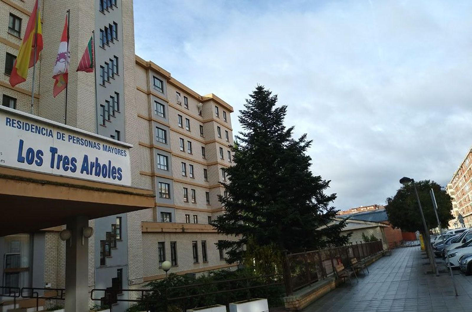 Residencia tres arboles