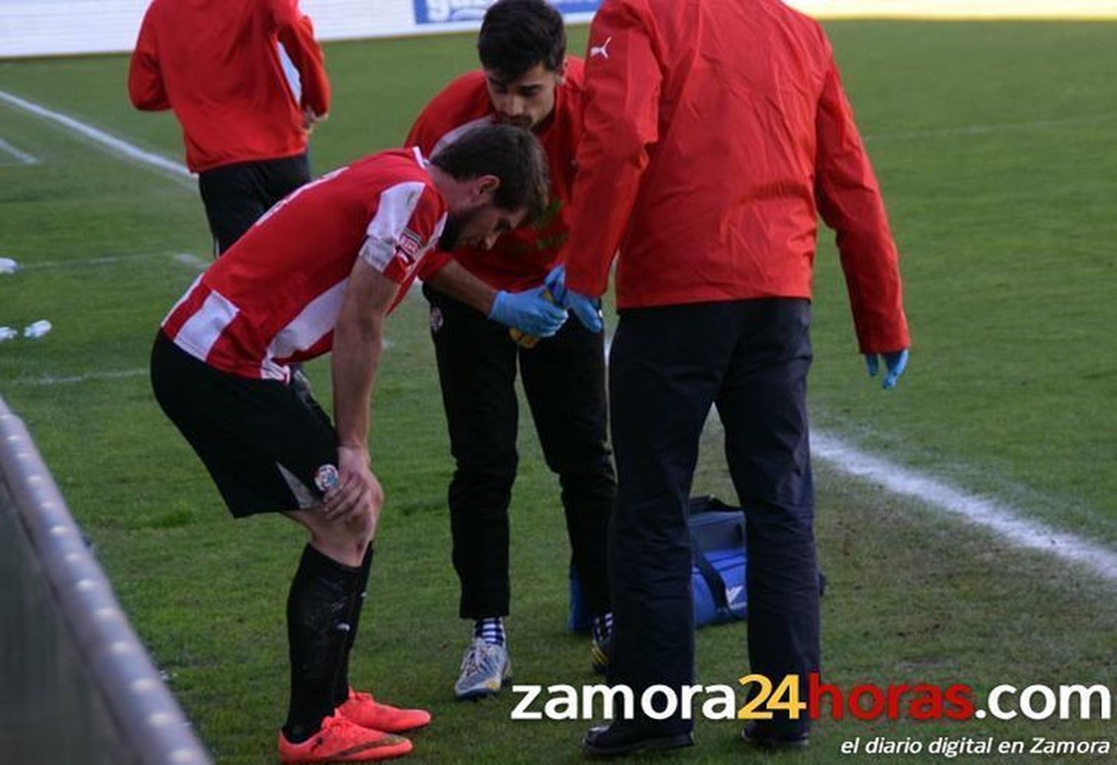 Dani Mateos tiene afectado el cruzado anterior y en próximos días se decidirá si debe pasar por quirófano