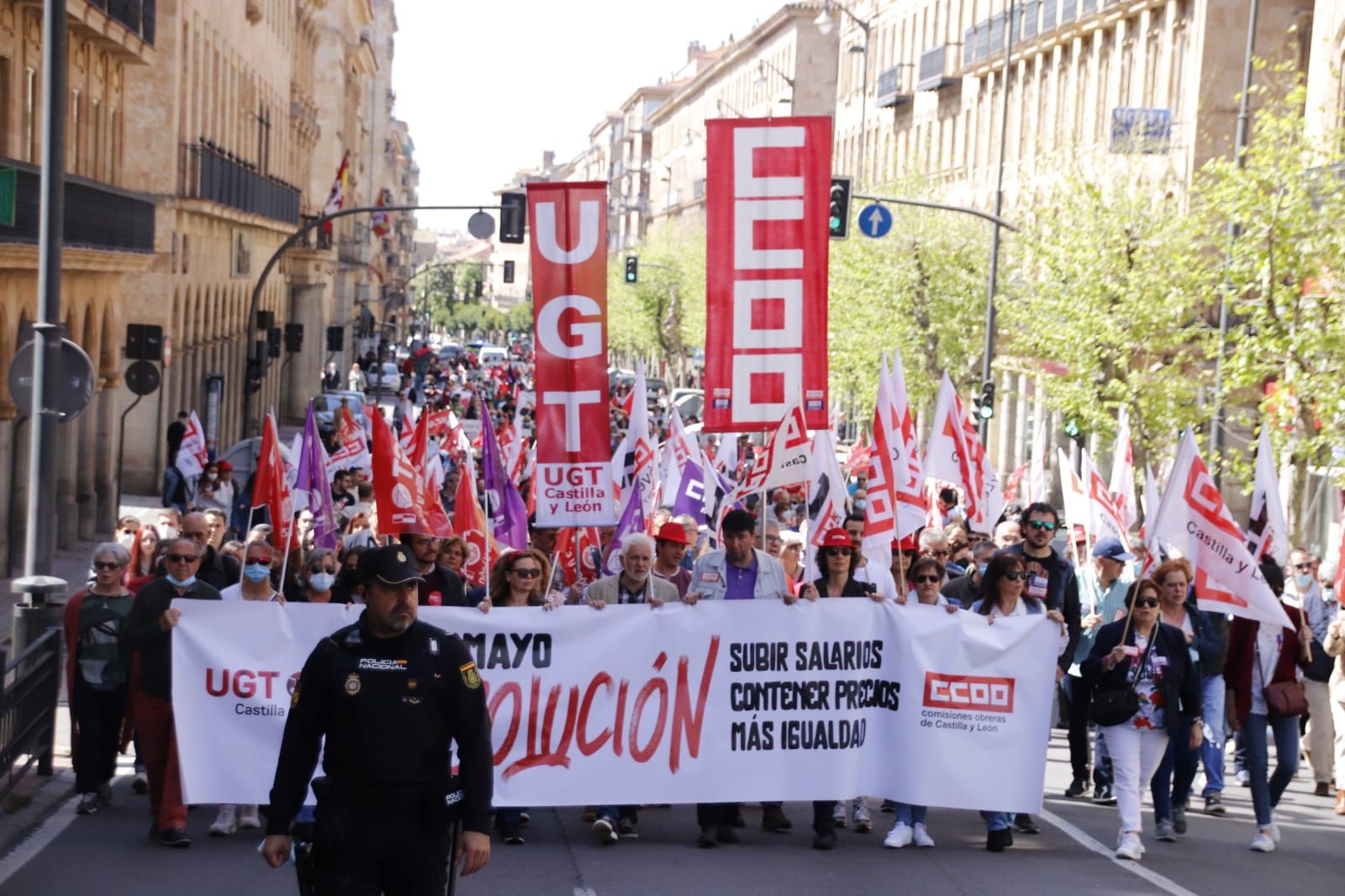 Manifestación de CCOO y UGT por el Día del Trabajador 31