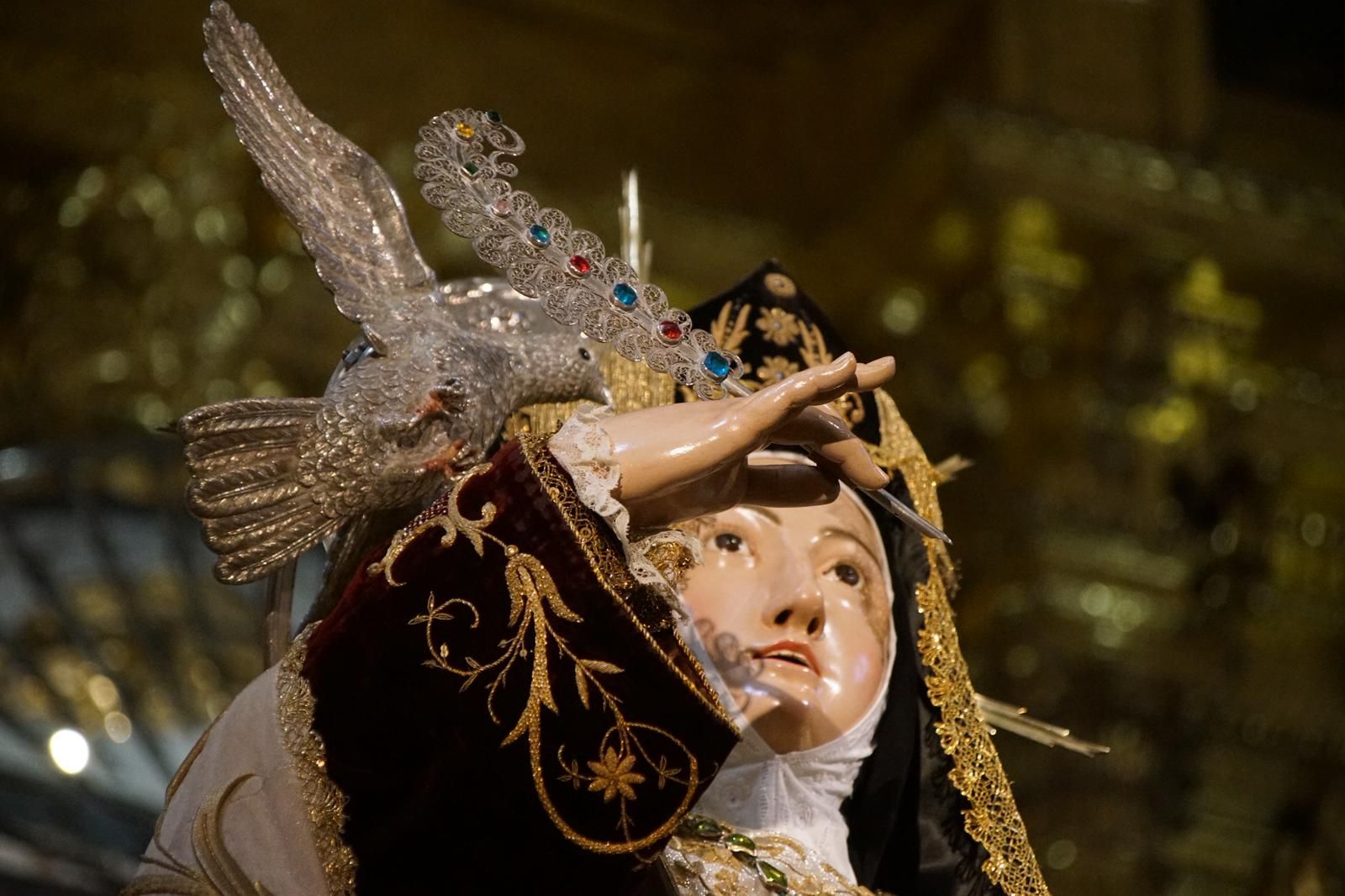 Procesión del regreso a clausura de Santa Teresa de Jesús