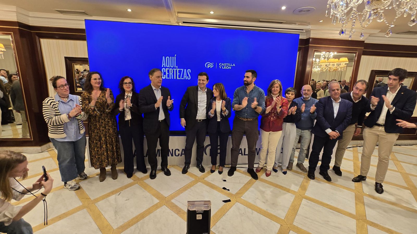 Mañueco junto a Carbayo prearranque campaña