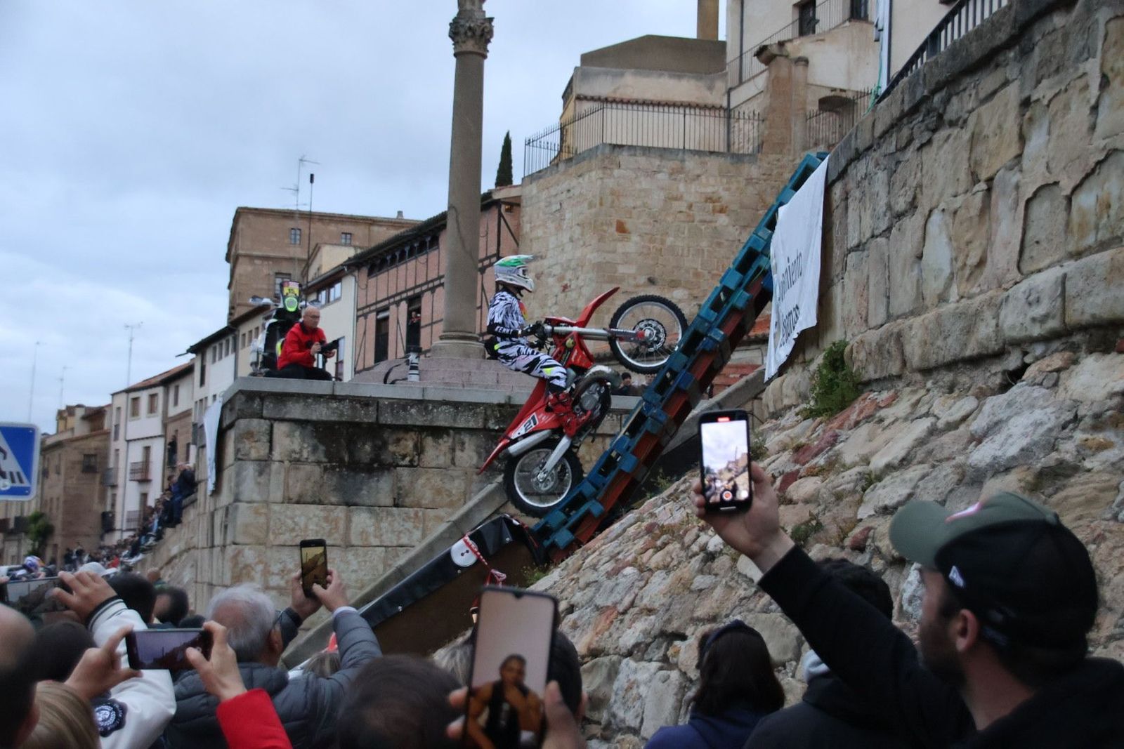 20240503193808-img-3292