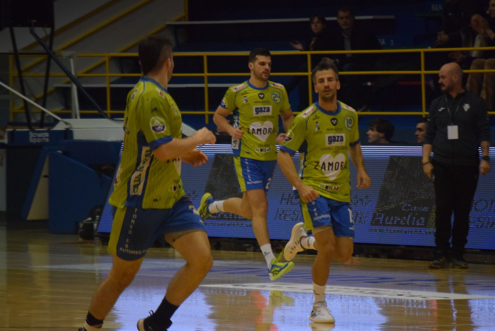 balonmano-zamora-zarautz-24