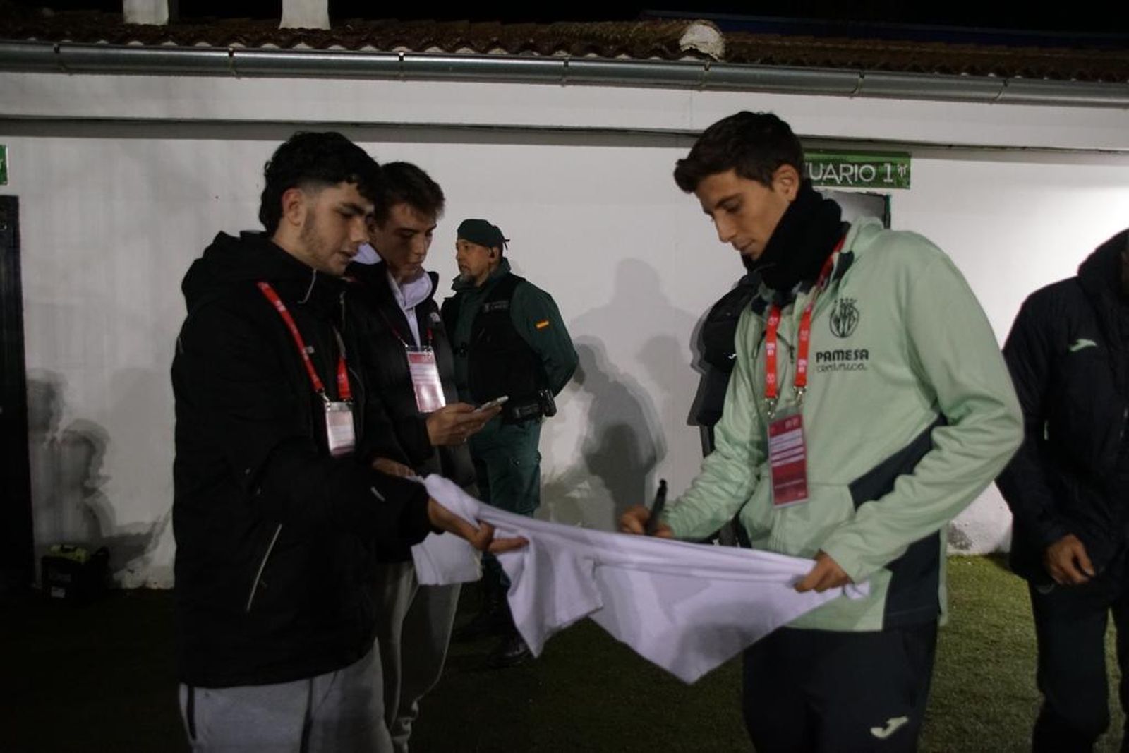 a7e44cd4-9d0d-475c-97ba-5144d749aa37