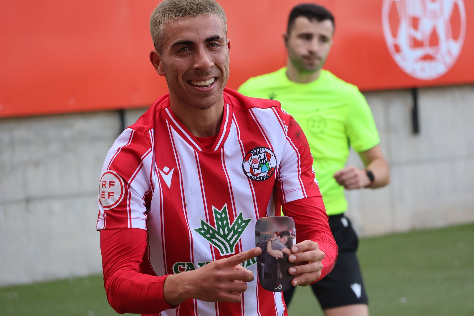 Rufo Lucero celebra el gol ante el Andorra. Archivo