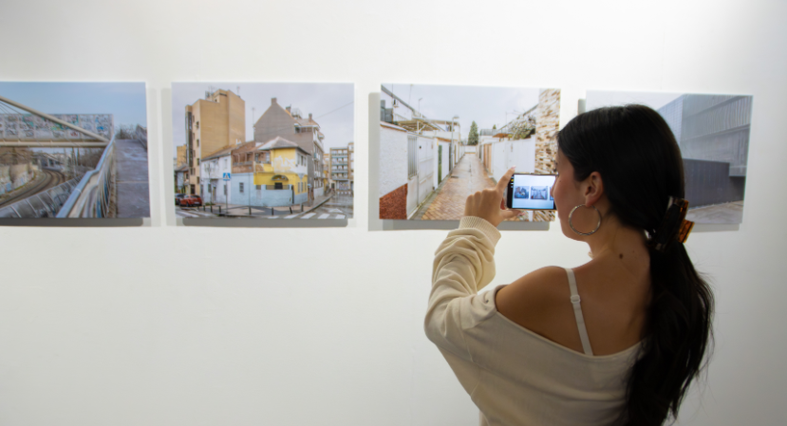 Exposición de Transversilidades: Fotografía sin Fronteras 2025./ Raquel J. Santos (Comunicación USAL)