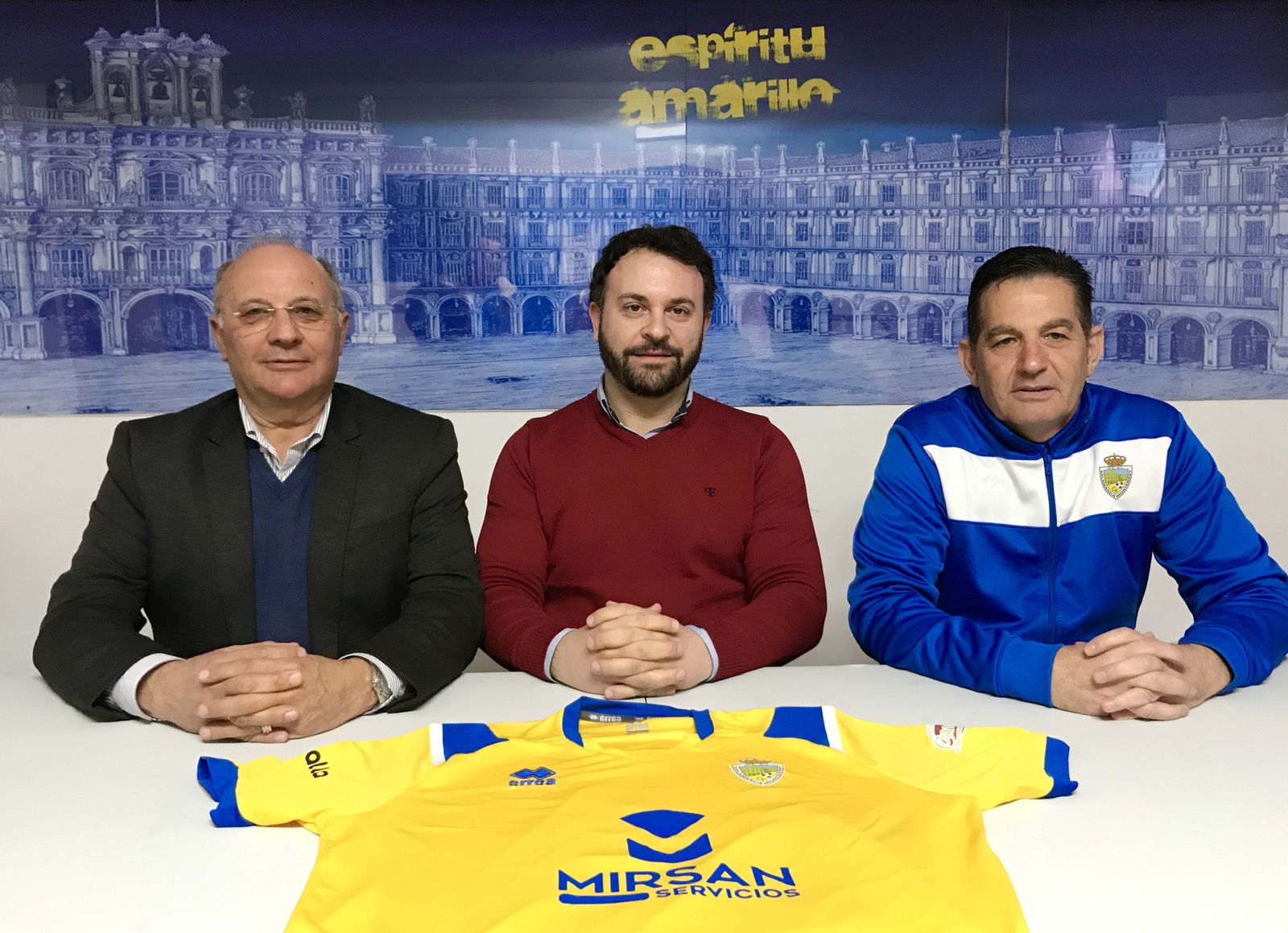 Foto presentacion Ludivino y Crespo