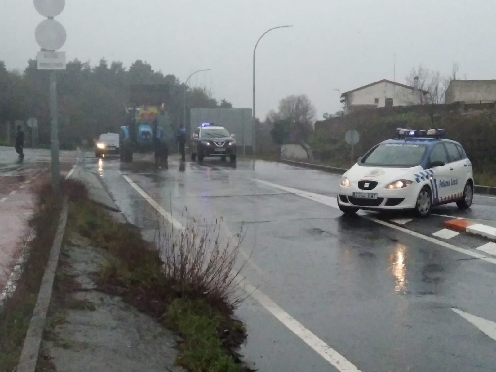 la-tractorada-de-bejar-llega-a-palomares-6
