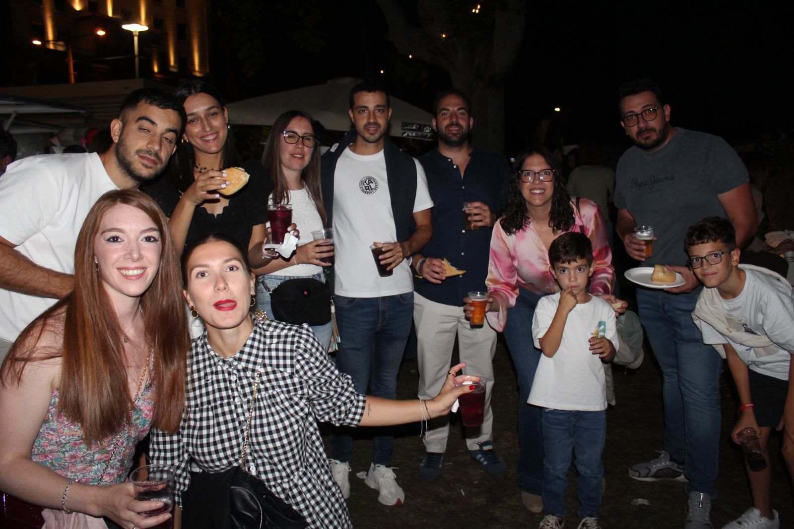 Ambiente en la Feria de Día en la tarde de este viernes