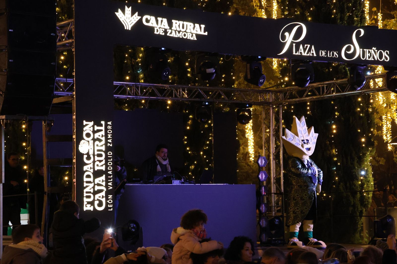 Encendido de la Plaza de los Sueños 2025 (28).JPG