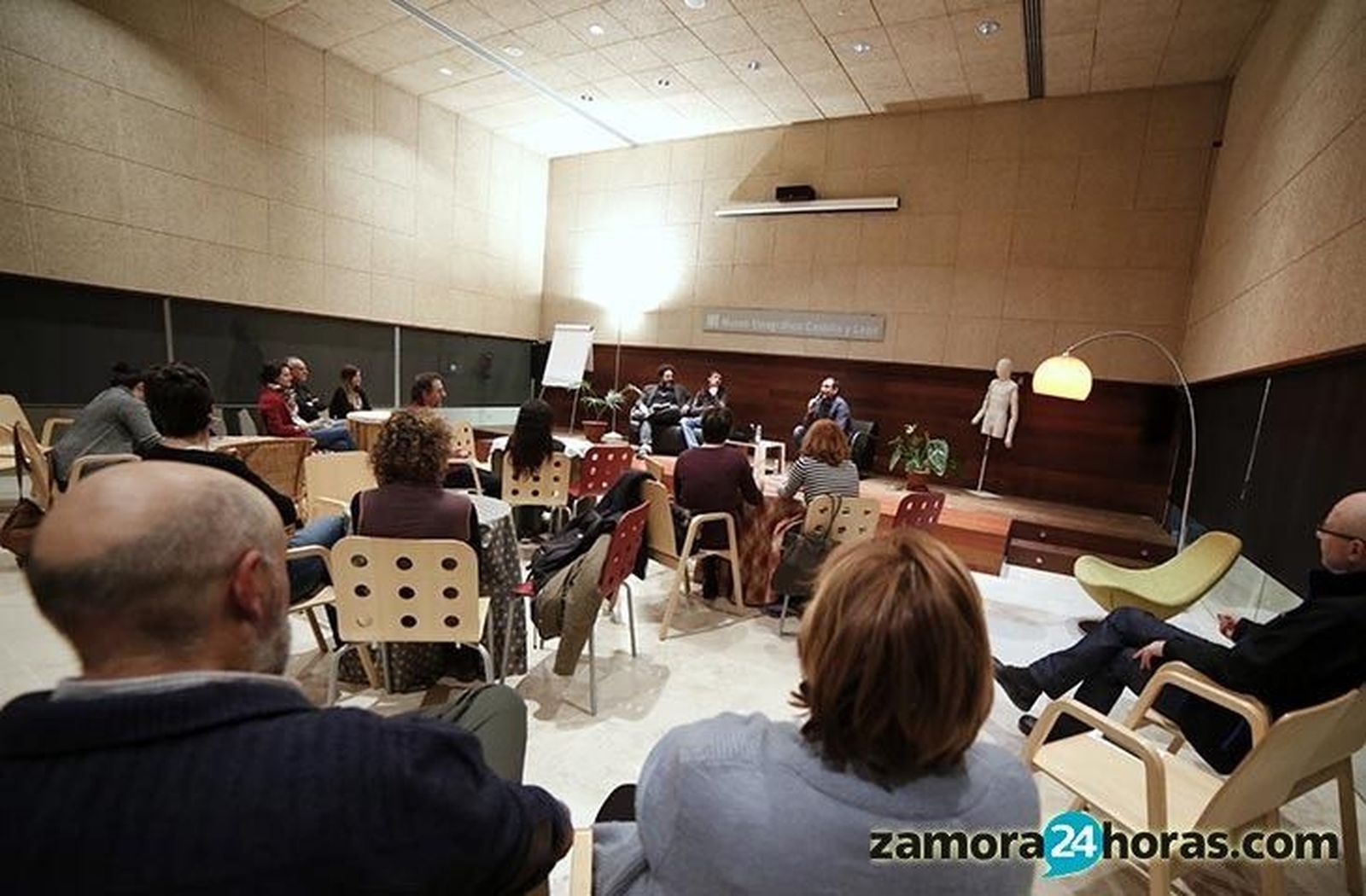 El cáliz de doña Urraca, tema central de una nueva conferencia en el Etnográfico