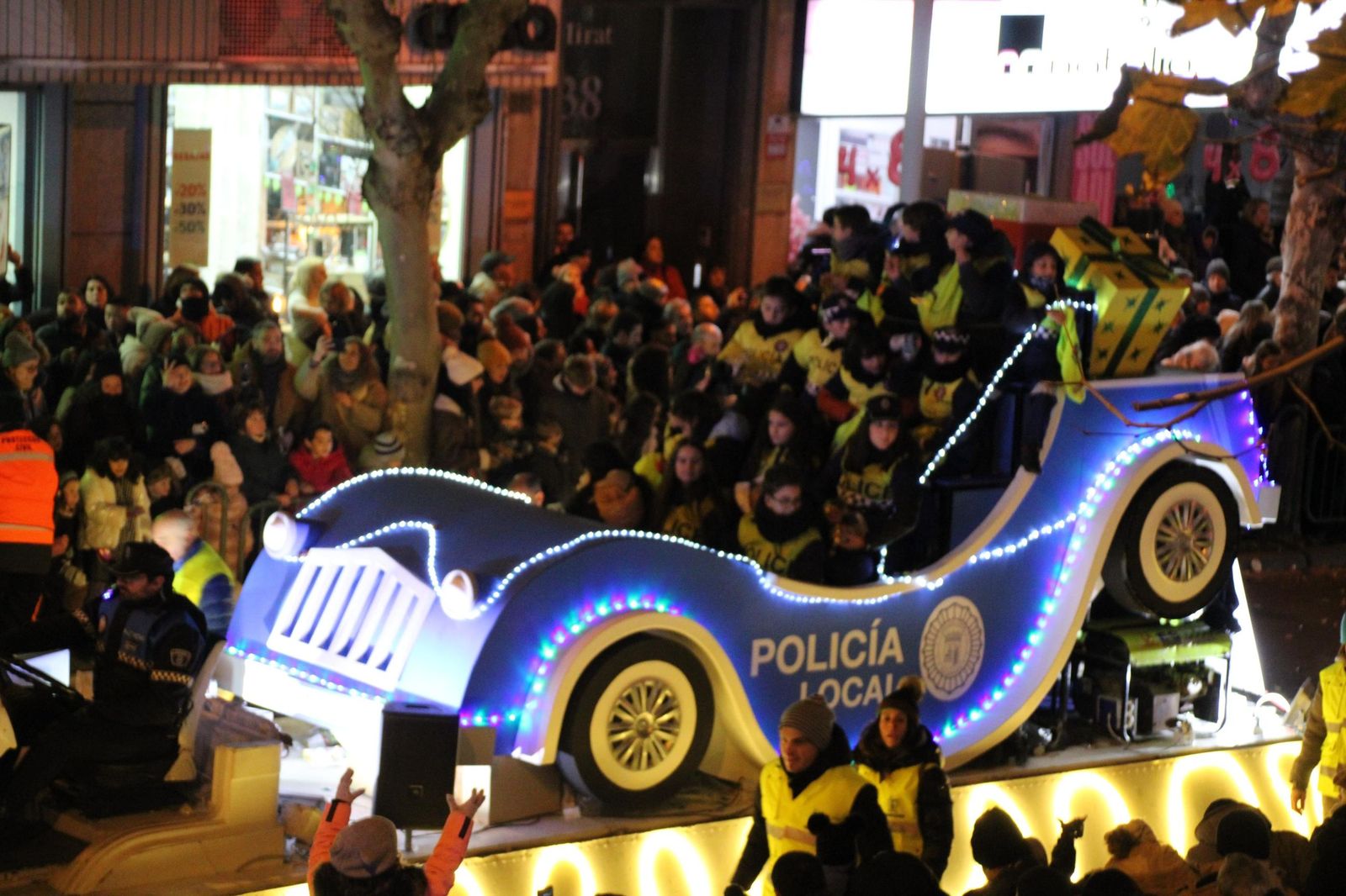 Los Reyes Magos recorren las calles de Salamanca en la Cabalgata 2026