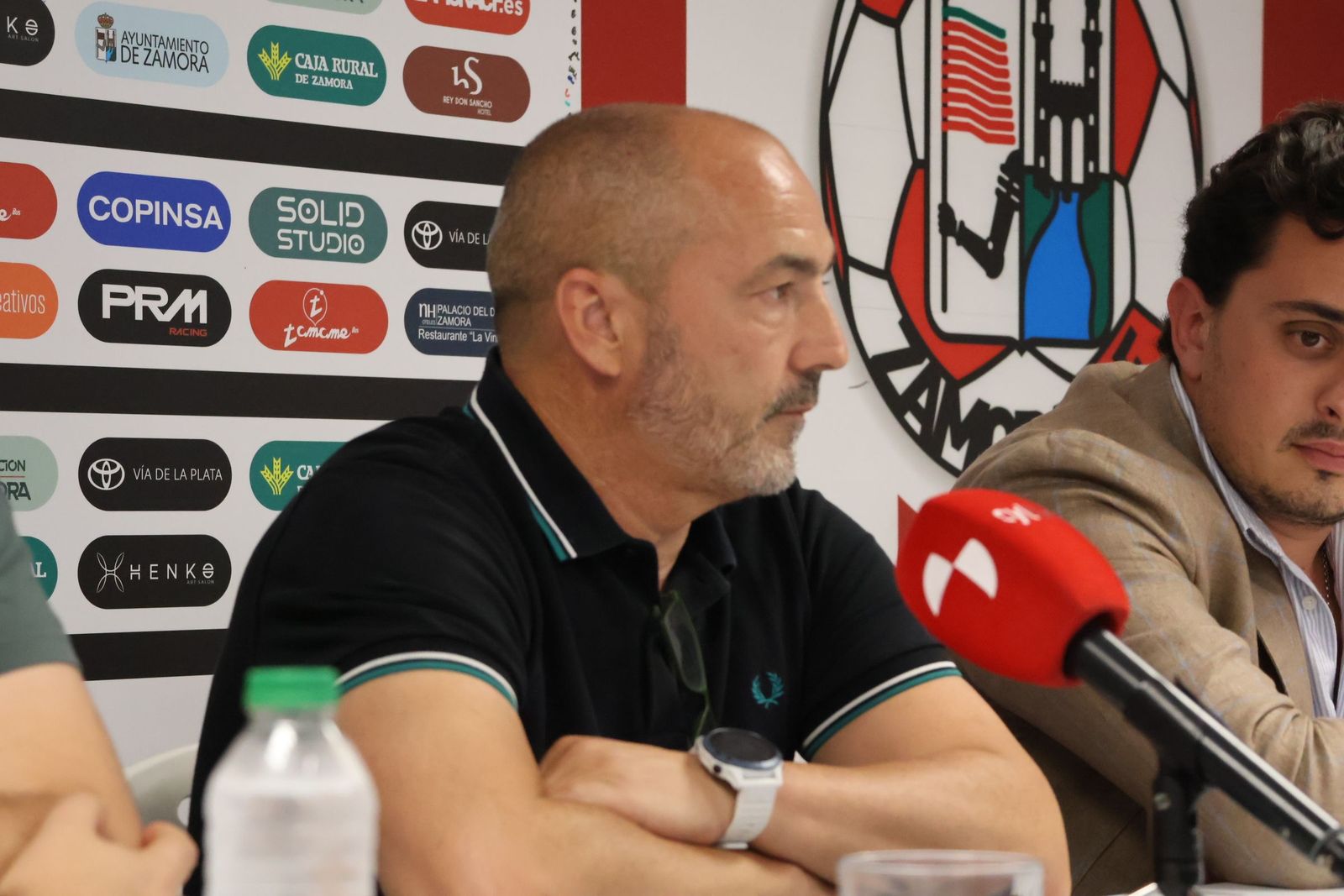 presentacion-de-juan-sabas-como-nuevo-tecnico-del-zcf-26