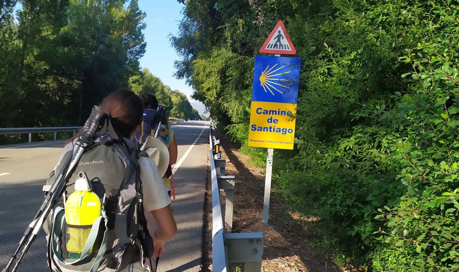 Peregrinas en el Camino de Santiago a su paso por Zamora