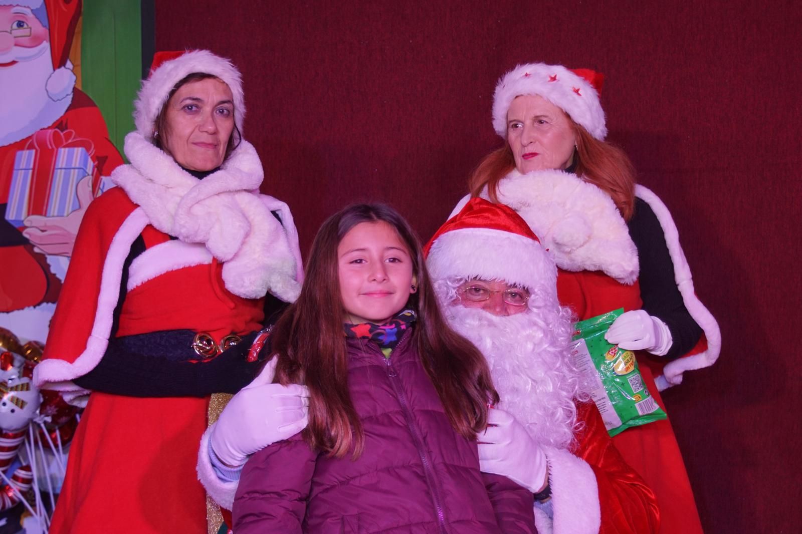 El Encinar recibe la visita de Papa Noel