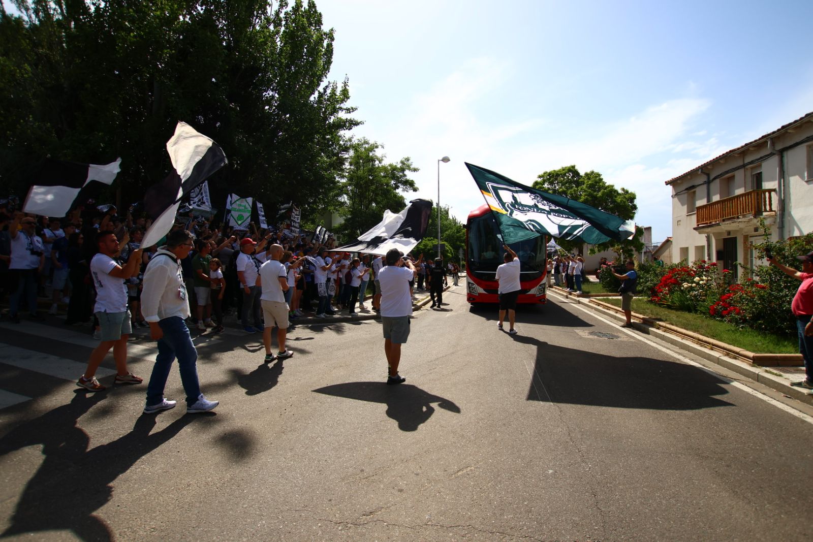 Recibimiento al Autobús de Unionistas