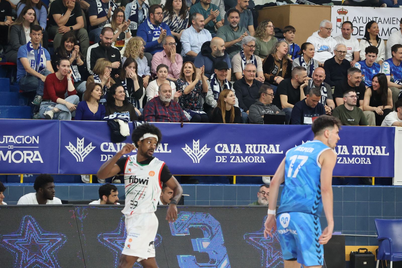 GALERÍA | El encuentro entre el CB Zamora y el Mallorca Basket, en imágenes