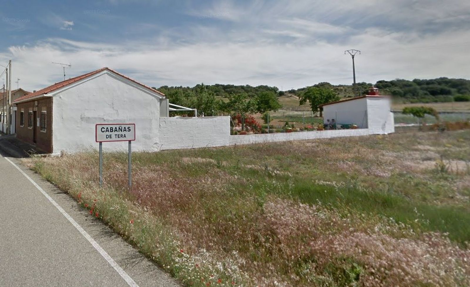 Entrada a la localidad de Cabañas de Tera