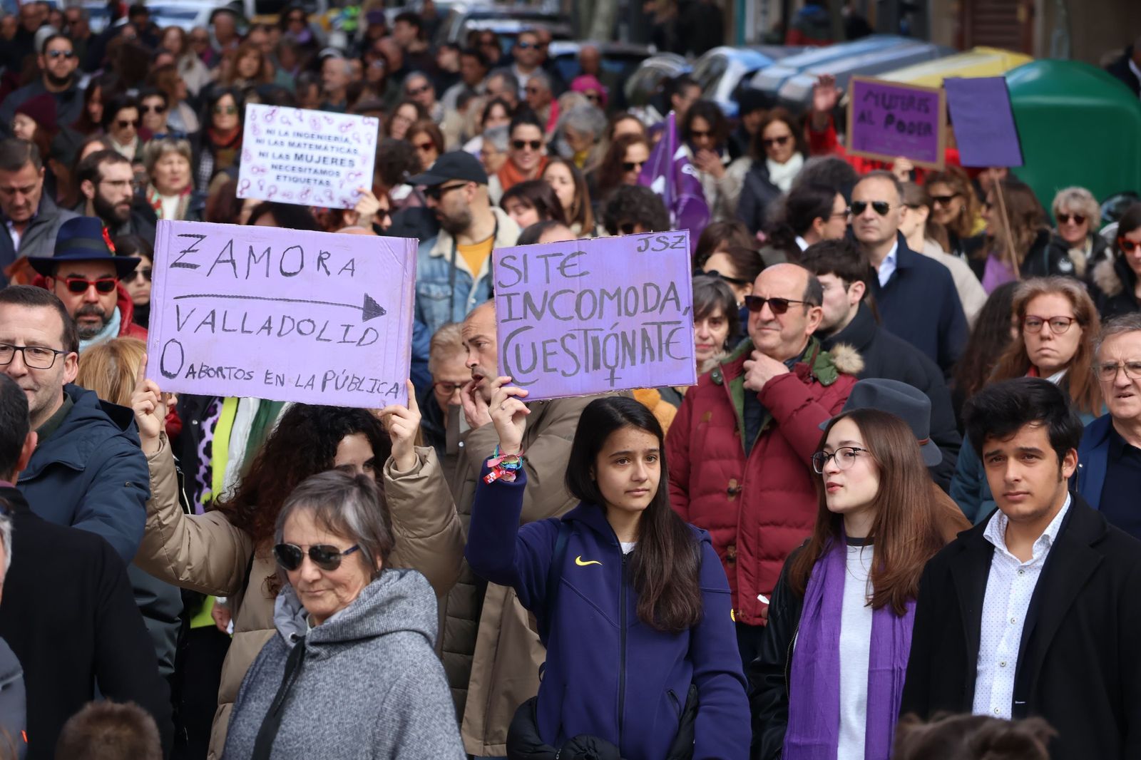 GALERÍA | La manifestación del 8M por las calles de Zamora, en imágenes