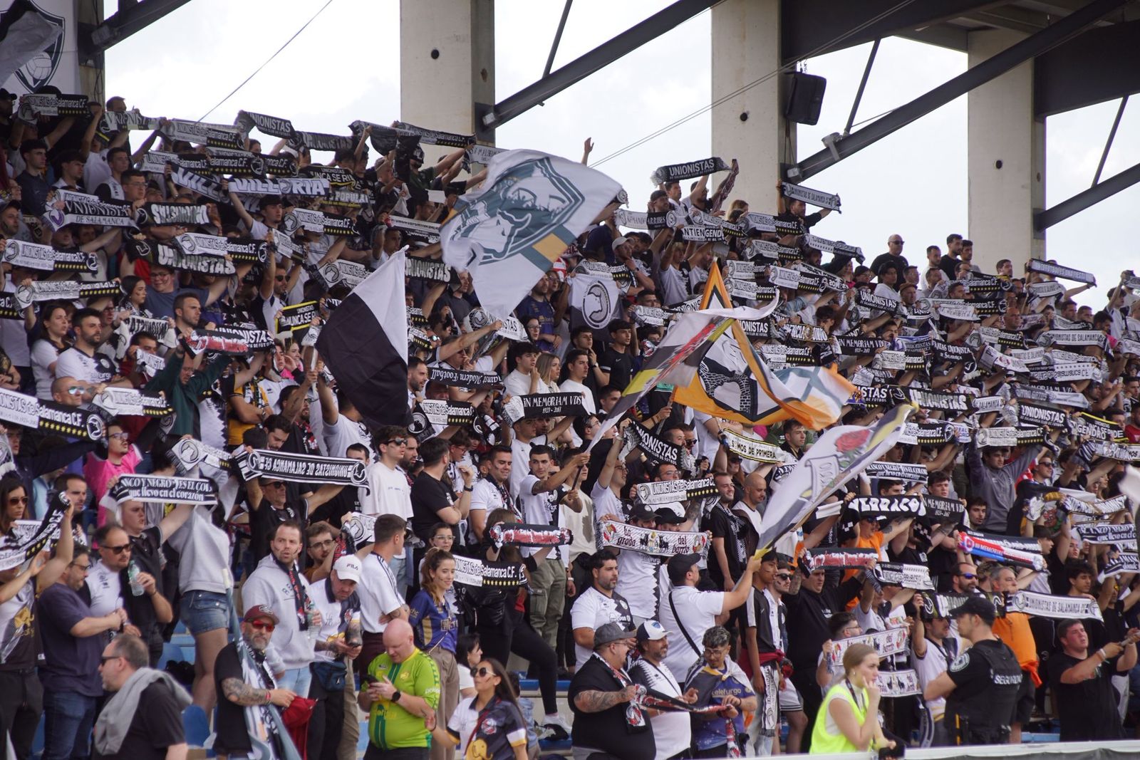 Unionistas – Bilbao Athletic. Estadio Reina Sofía