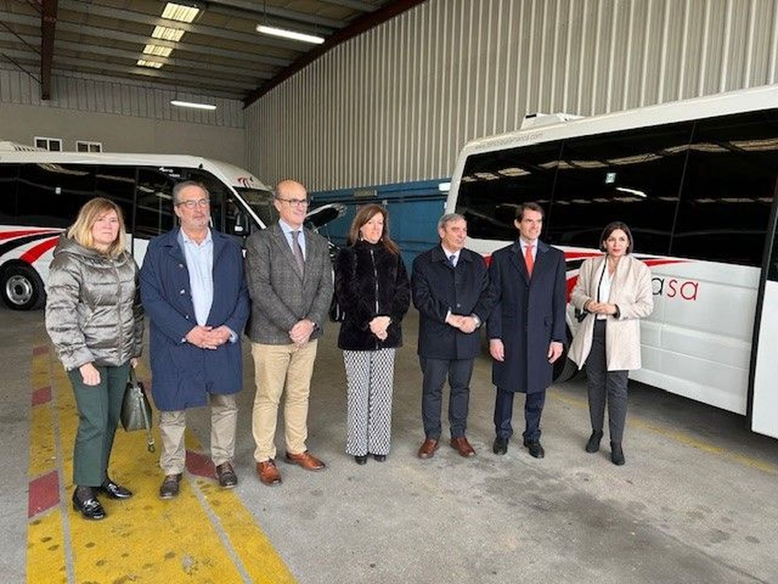 Presentación de autobuses híbridos y eléctricos
