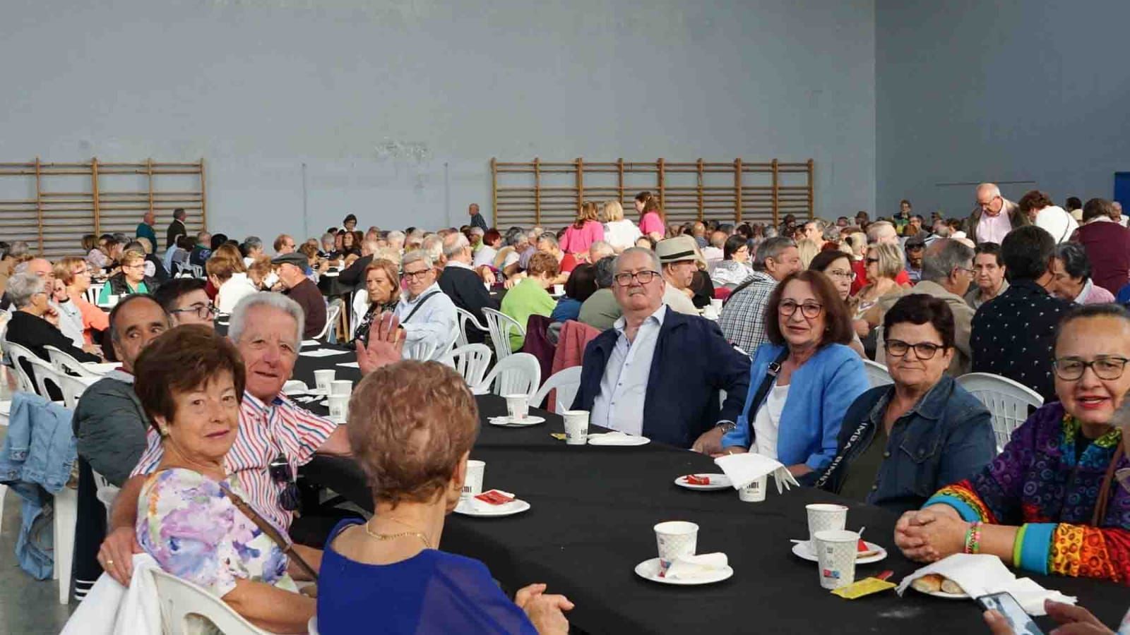 Santa Marta honra a los mayores de la provincia