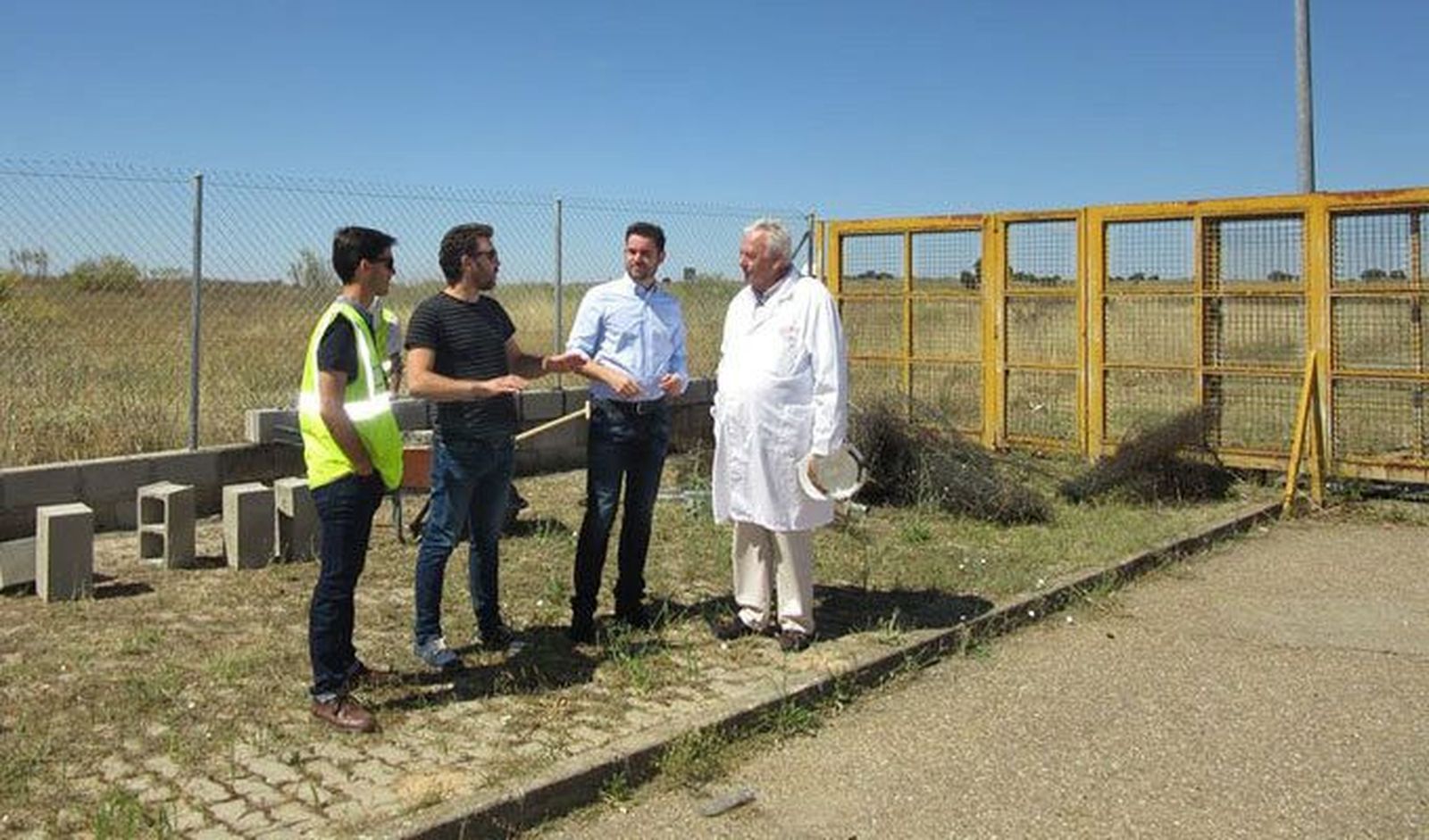 El Polígono de los Llanos gana en seguridad con la conclusión de las obras de cerramiento