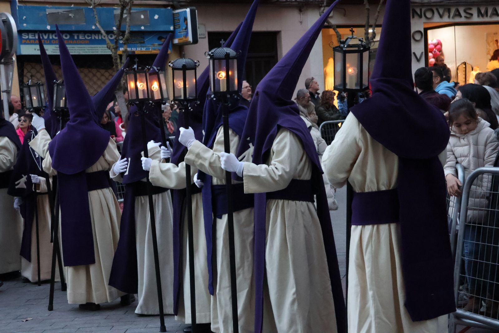 GALERÍA | Revive en imágenes la procesión de Jesús del Vía Crucis