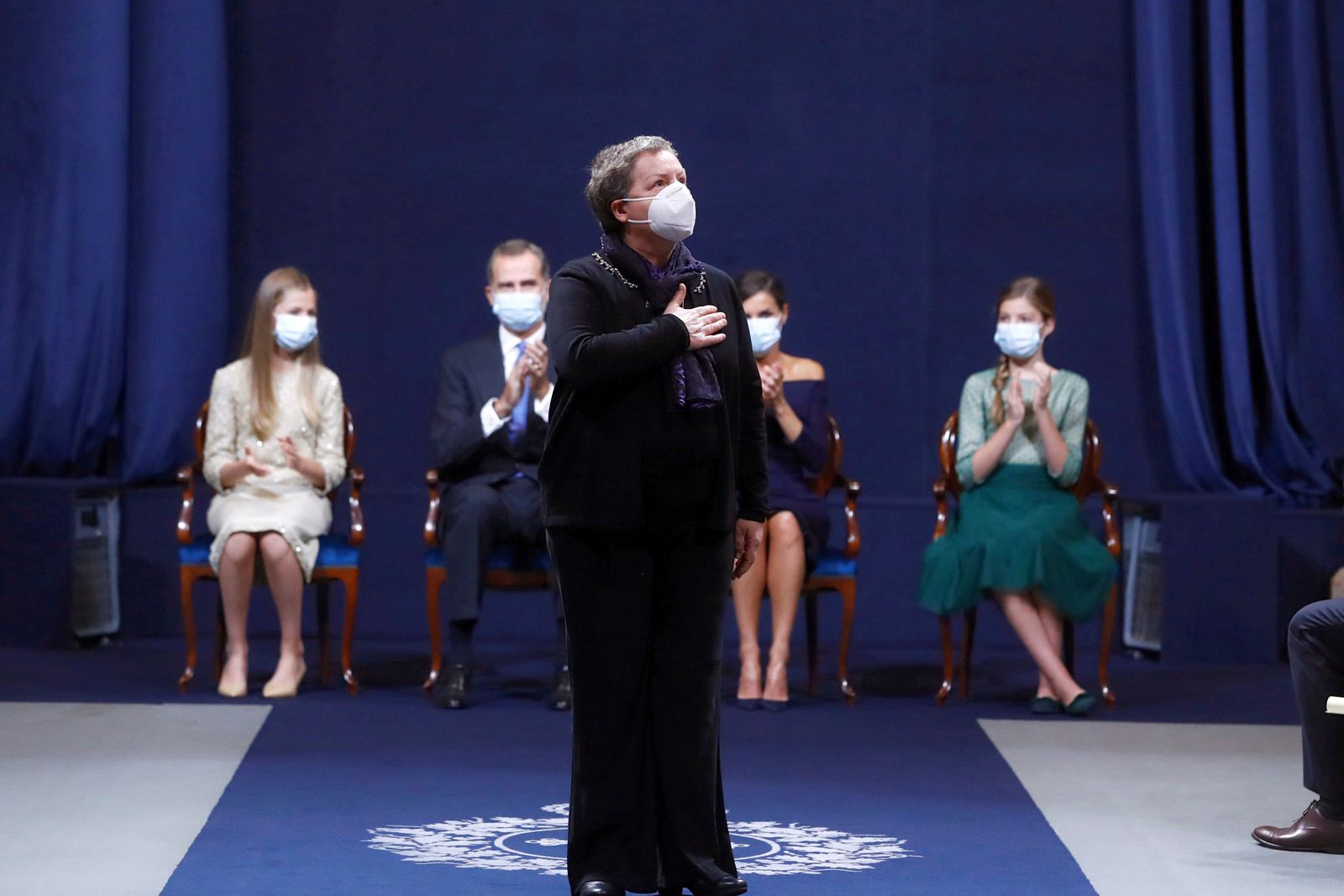 La madre de Sara Bravo recoge el premio Princesa de Asturias a los sanitarios