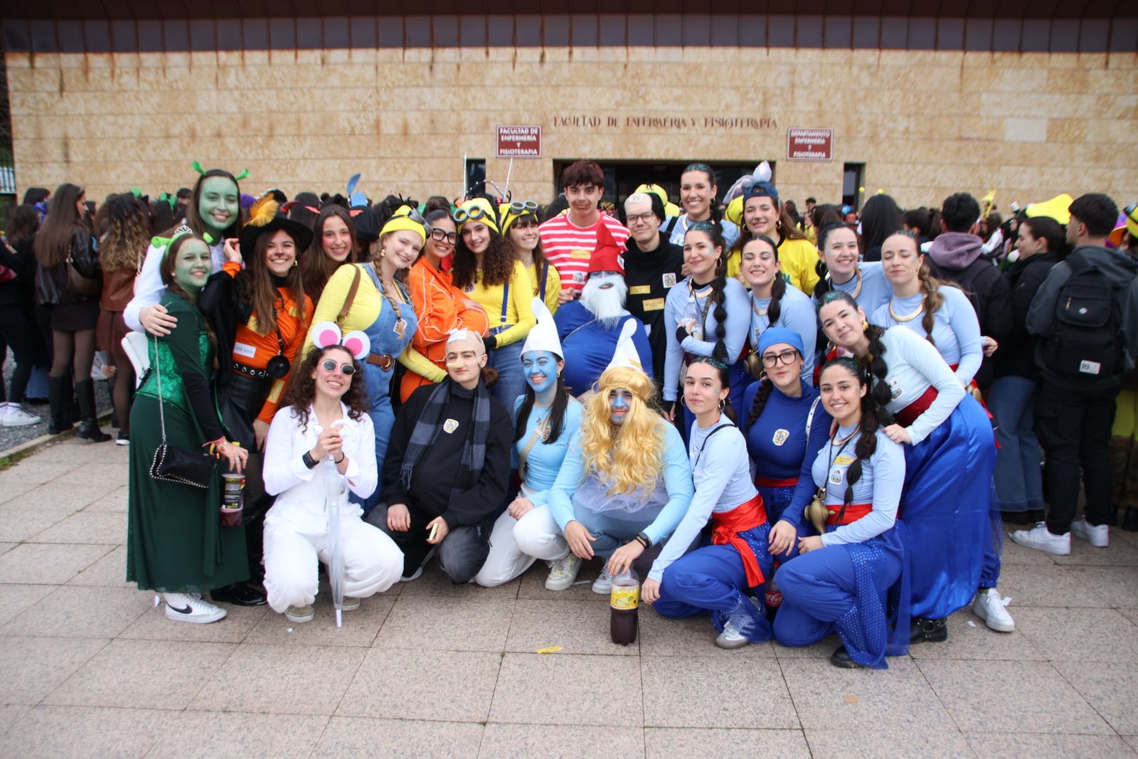 Charanga fiestas Enfermería y Fisioterapia USAL