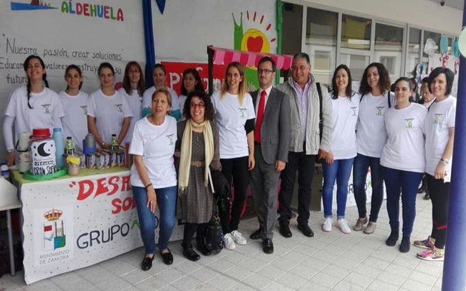 La ciudadanía se vuelca con la lucha del cáncer infantil con el Desayuno Solidario