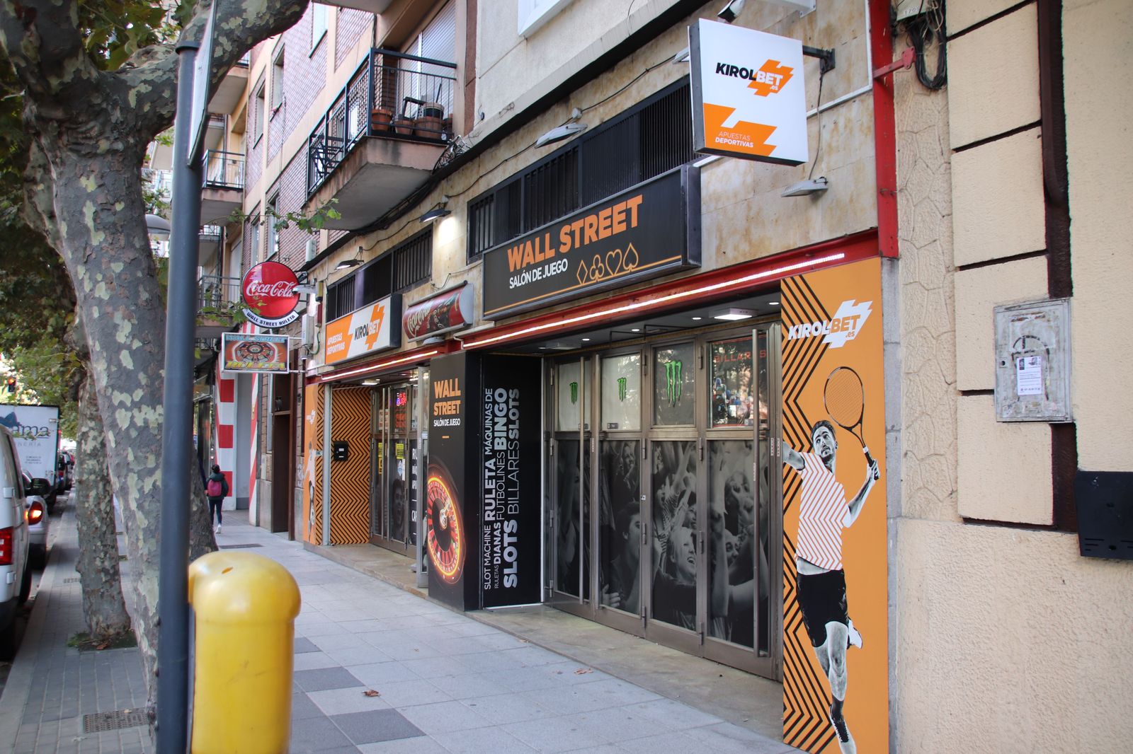 Casas de apuestas, salones de juego