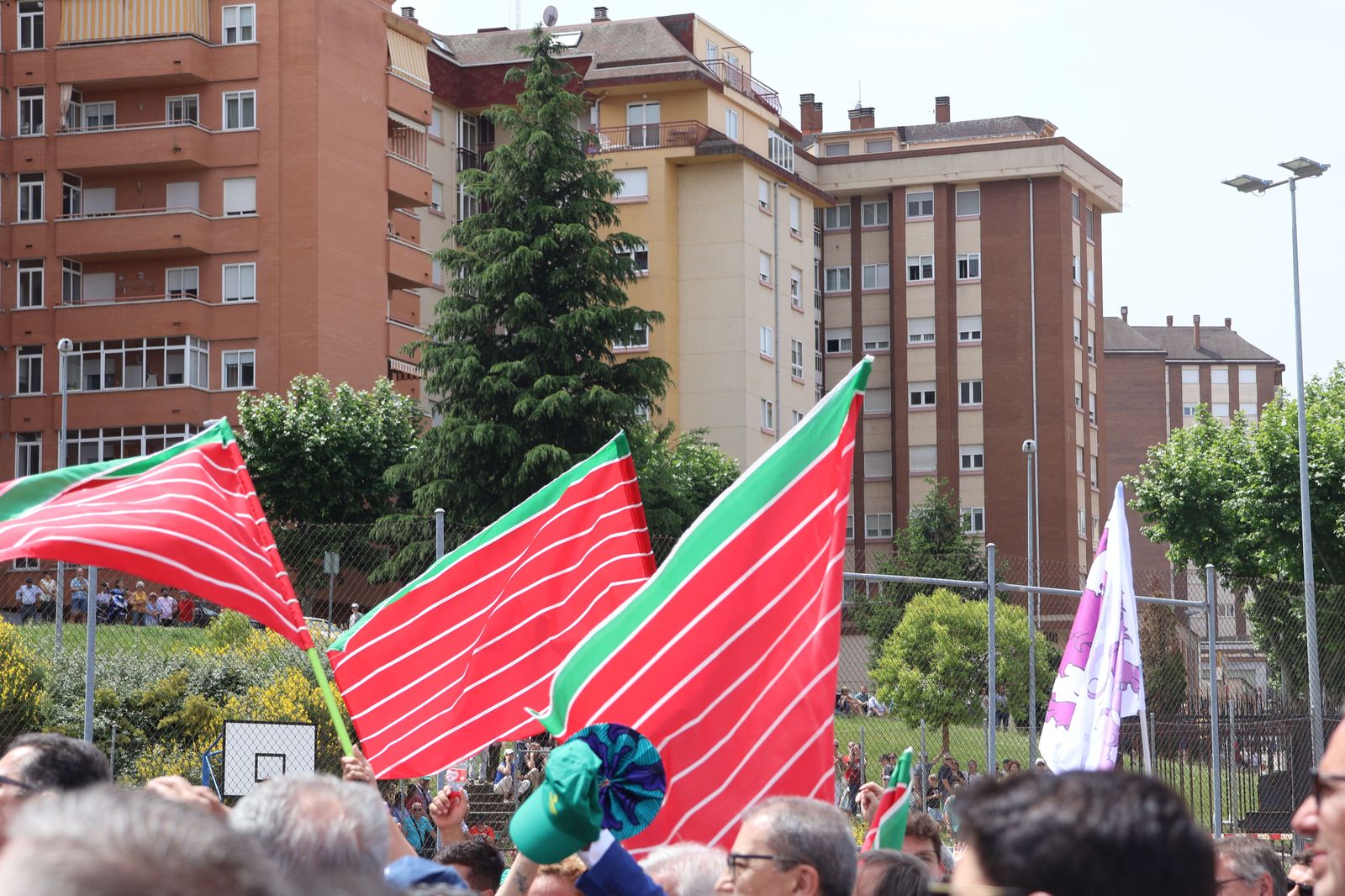 manifestacion-contra-la-perida-de-servicios-de-ave-103