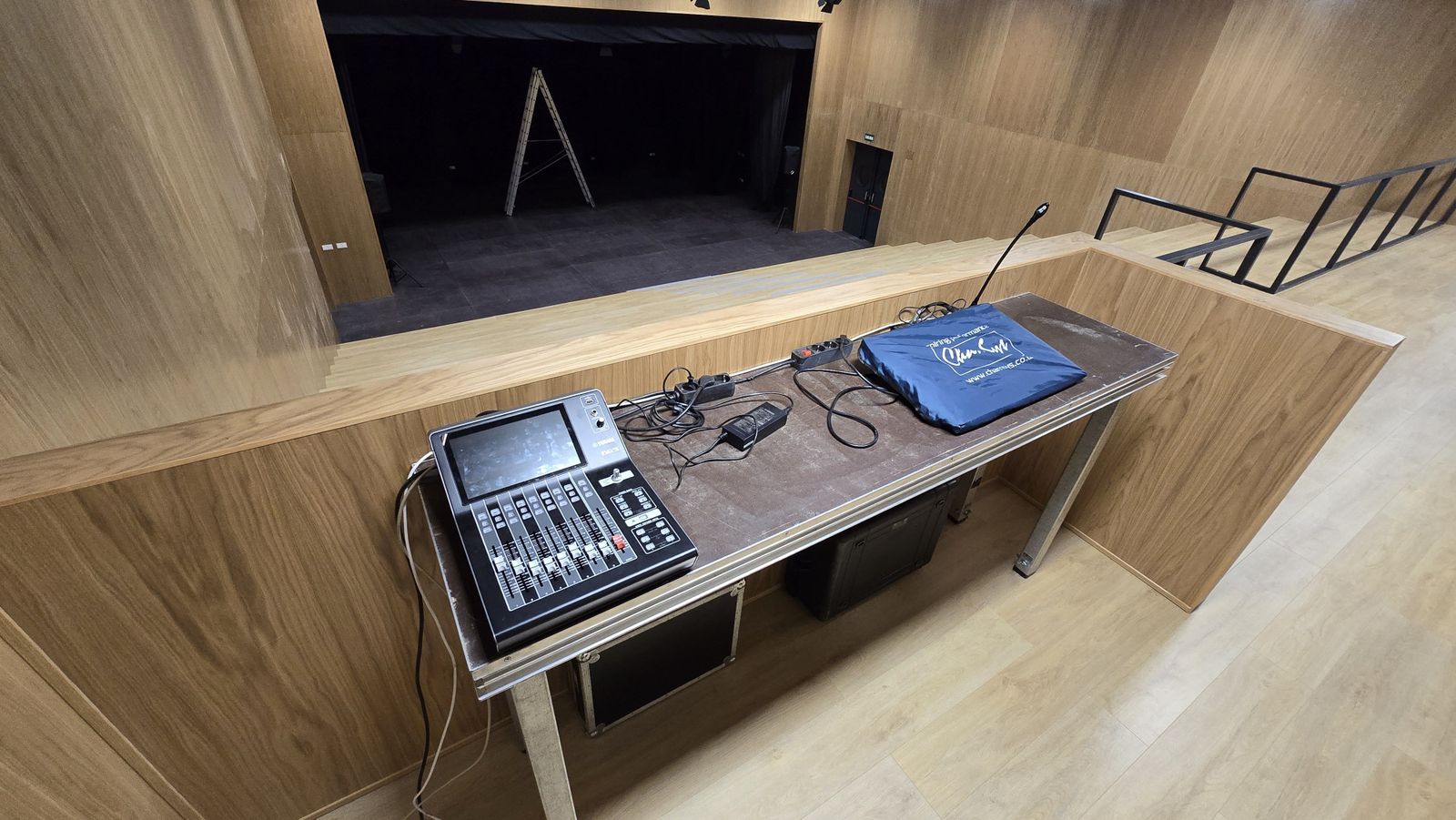 Biblioteca municipal Carmen Martín Gaite