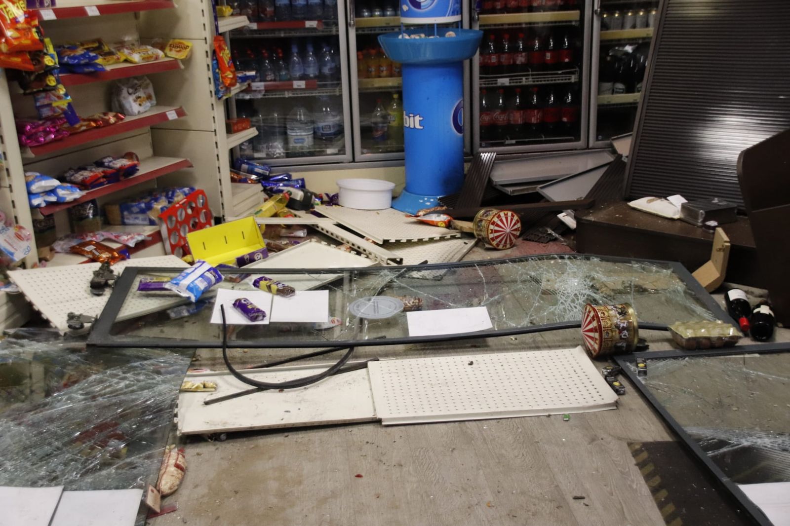 Alunizaje gasolinera Saavedra y Fajardo (2)