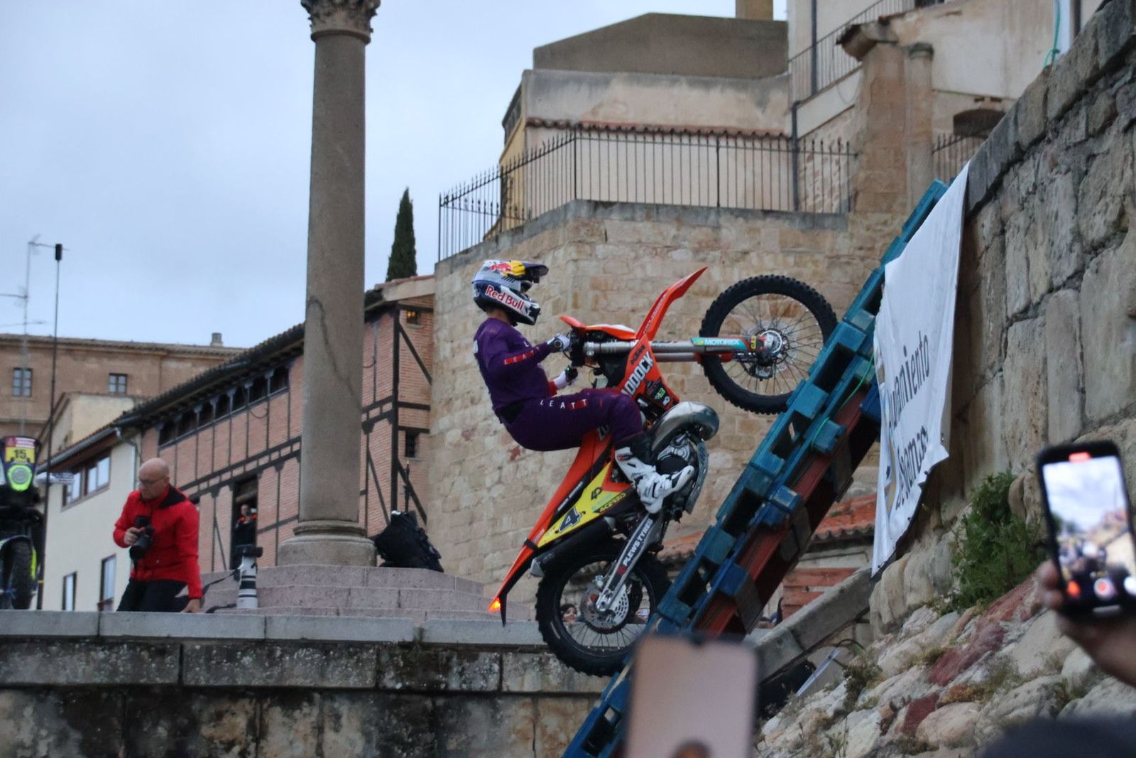 20240503193805-img-3291