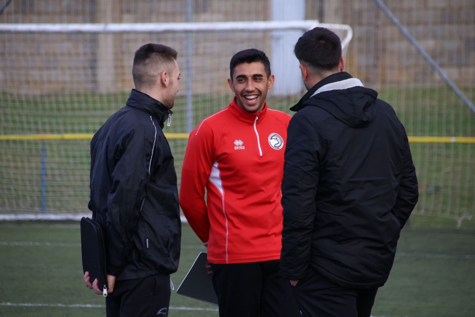 Raúl Fuentes, José Rodríguez y Ramiro Mayor en un entrenamiento de Unionistas | FOTO ANDREA MATEOS