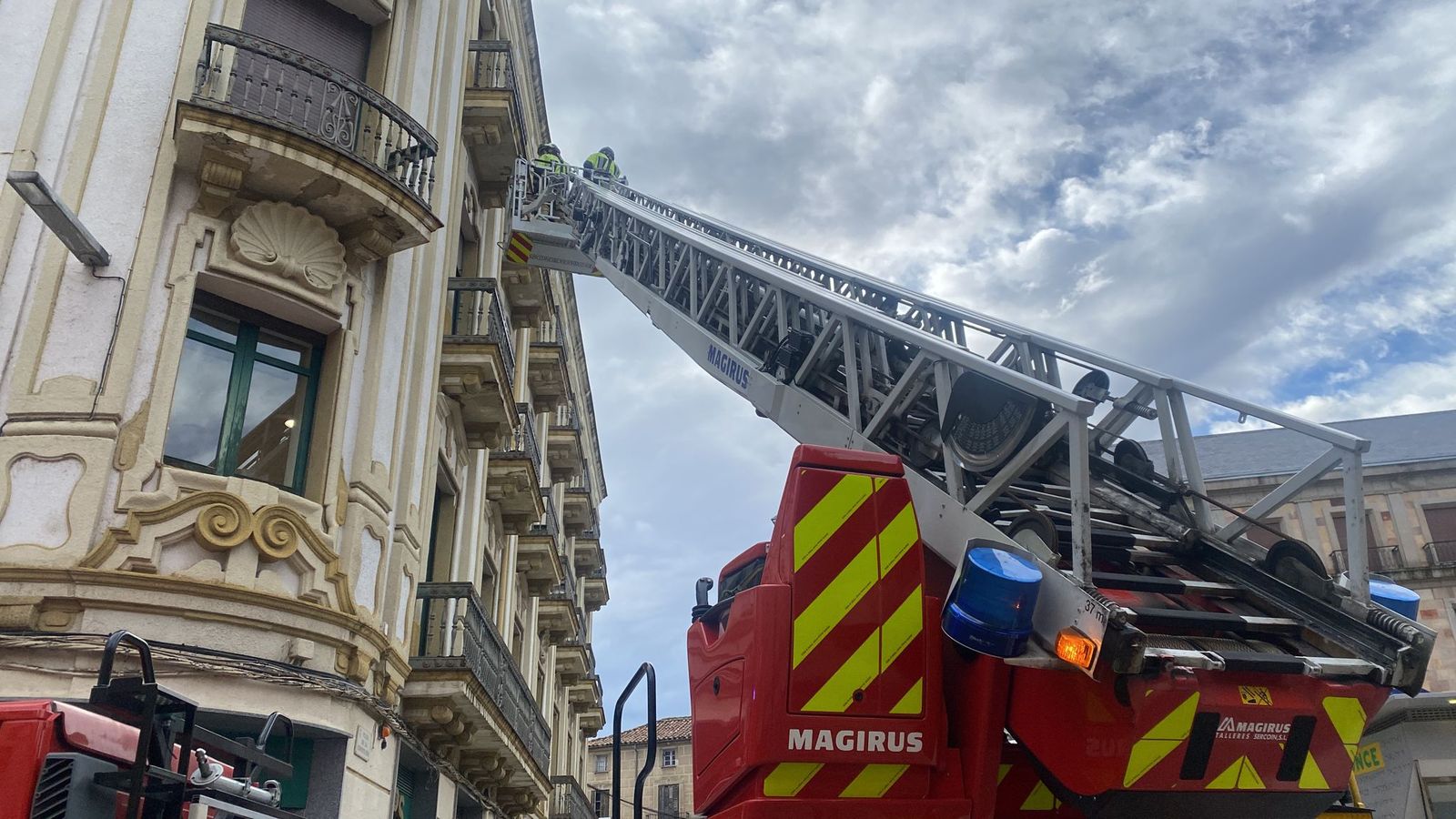 Los bomberos de Zamora en Santa Clara este jueves (2)