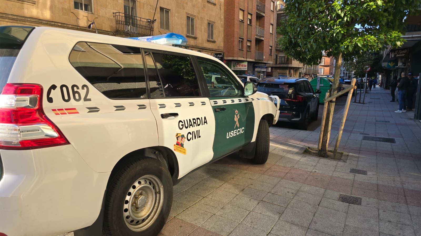 Redada de Guardia Civil en una propiedad de la calle Alfonso de Castro
