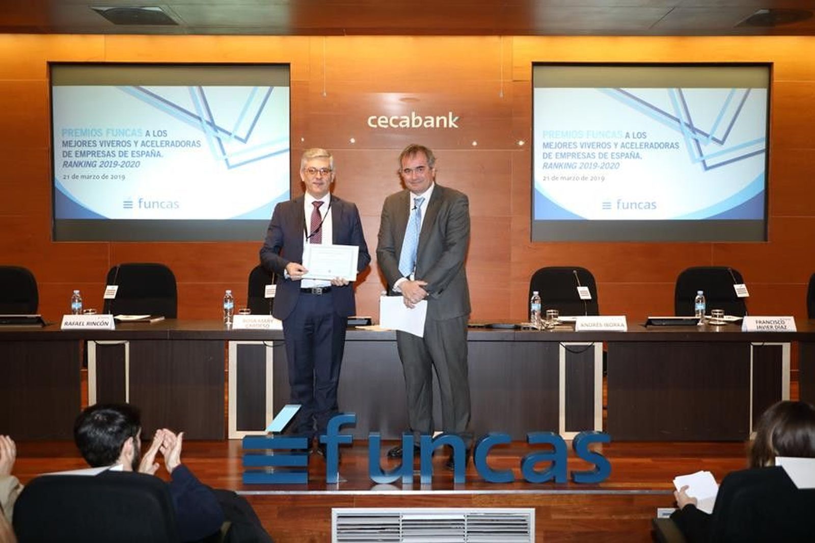 Foto Premios FUNCAS (Copy)