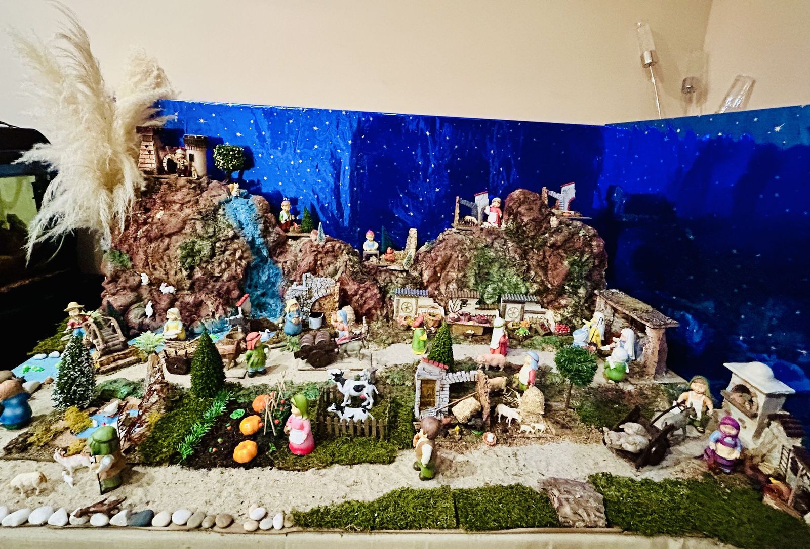 R.J.C. - Belén situado en una vivienda de Carbajosa de la Sagrada (1).jpeg