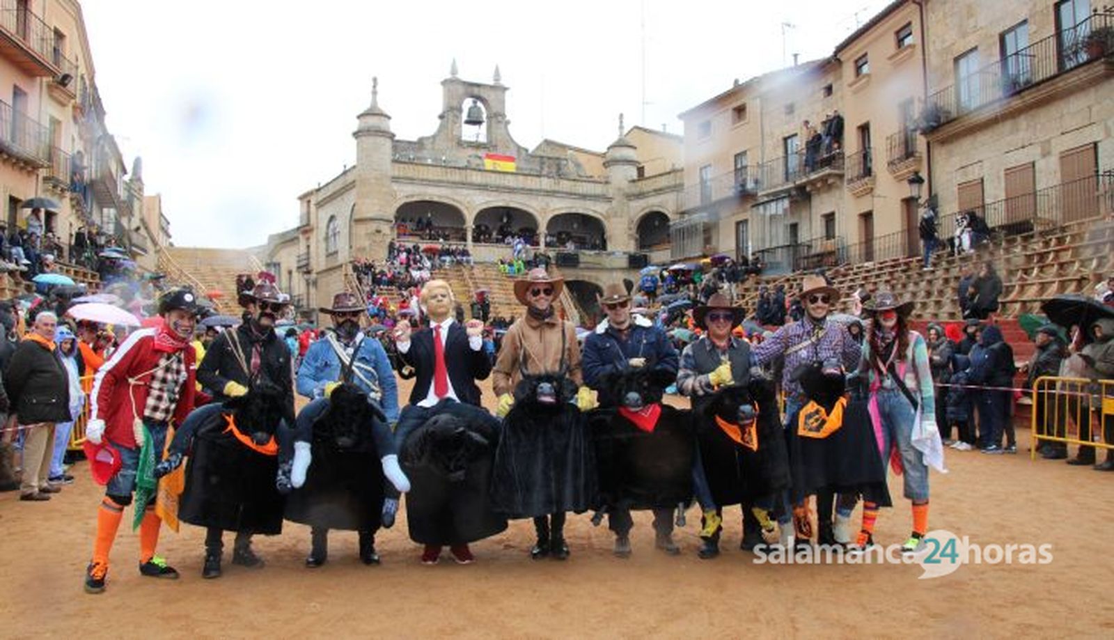 Desfile disfraz callejero Sábado Carnaval Ciudad Rodrigo 2025 (85) Desfile disfraz callejero Sábado Carnaval Ciudad Rodrigo 2025 (85)