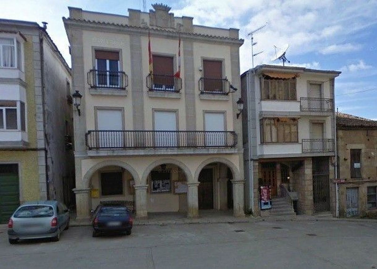 Un vecino agrede al alcalde de Aldeadávila de la Ribera al no darle trabajo