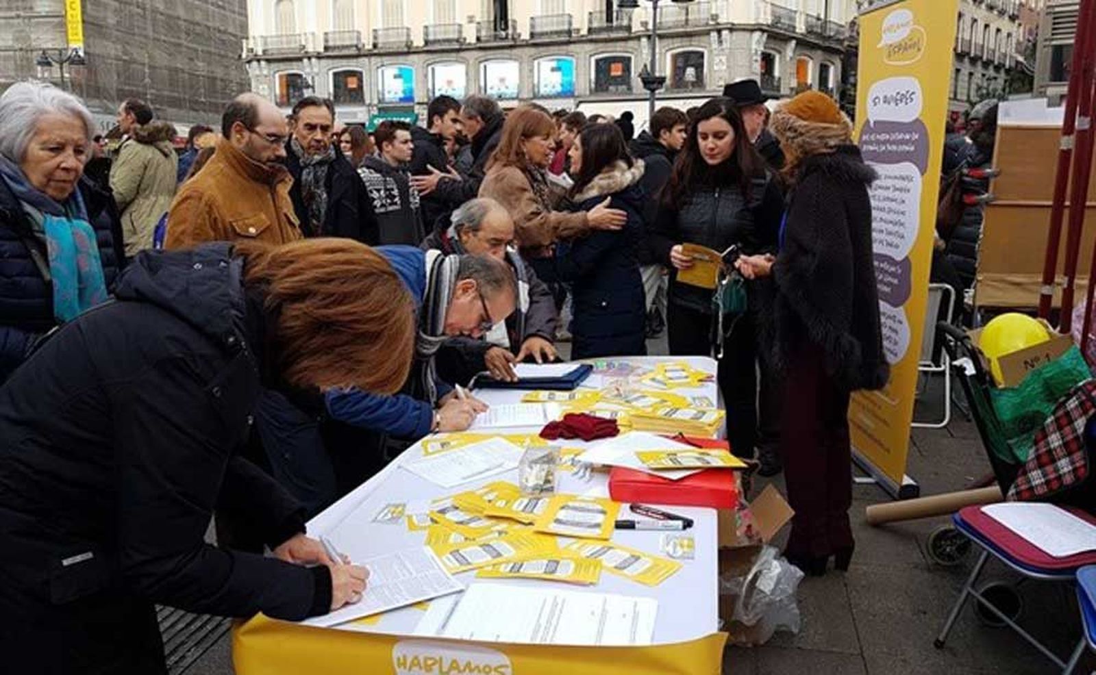 Recogida firmas madrid