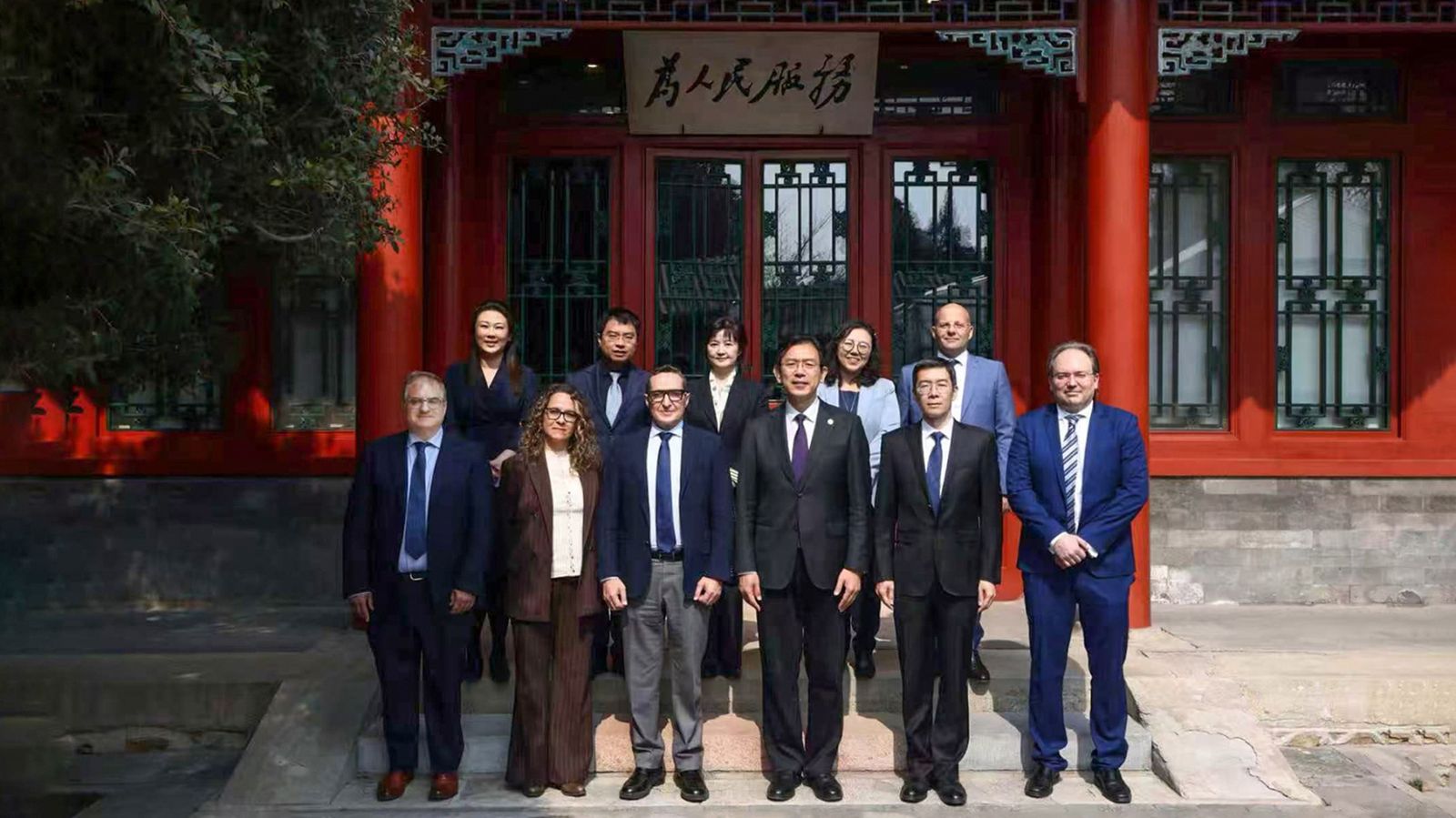 El rector Juan Manuel Corchado preside el Día de la Universidad de Salamanca en la reconocida Universidad de Tsinghua